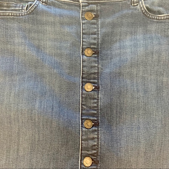 Tommy Hilfiger Blue Denim Jean Button Front Skirt - Picture 5 of 10